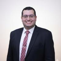 استشاري جراحة الانف و الاذن و الحنجرة