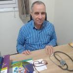 استشاري الباطنة والجهاز الهضمي والغدد الصماء