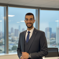 ماجستير جراحة الأنف والأذن والحنجرة – كلية الطب، جامعة القاهرة
خبرة واسعة في تشخيص وعلاج أمراض الأنف والأذن والحنجرة للكبار والأطفال
تدريب متقدم في مناظير الأنف والأذن والحنجرة
خبرة في جراحات الأنف والأذن وجراحات الجيوب الأنفية بالمنظار
دورات متخصصة ف