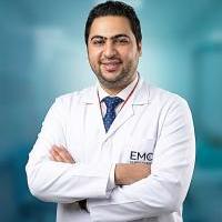 إستشاري القلب والأوعية الدموية وقسطرة الشرايين التاجية للقلب