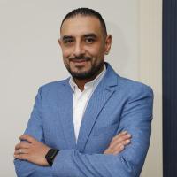 استشاري التغذية العلاجية و التخسيس