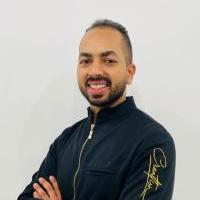 اخصائي تقويم وفنير الاسنان
استشاري فنيير الاسنان