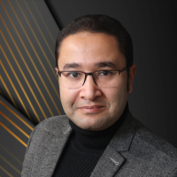 أخصائي الانف والاذن والحنجرة