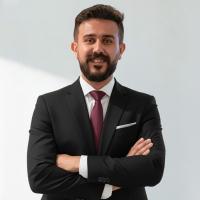 متخصص في الطب النفسي و علاج الإدمان و إضطرابات الشخصي
 طبيب نفسية و عصبية بمستشفى العباسية للصحة النفسية وعلاج الإدمان