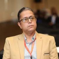 استشاري اول امراض الجهاز الهضمي والكبد والمناظير