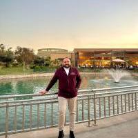 اخصائي علاج طبيعي بمستشفيات جامعه عين شمس خبره اكثر من 10 اعوام
دبلومه في تاهيل العلاج الطبيعي لحالات الاعصاب دبلومه تأهيل ما بعد الإصابات والعمليات الجراحية
علاج آلام الظهر والرقبة والمفاصل
تقوية العضلات وتحسين المرونة
برامج تأهيل للرياضيين والعودة ا