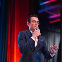 أخصائي زراعة وجراحة الأسنان- محاضر دولي