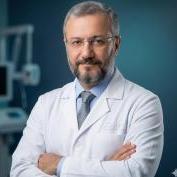 إستشاري أول الجراحة العامة و جراحة الأوعية الدموية