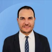 أخصائي أمراض النساء والتوليد وتأخر الإنجاب والتجميل النسائي