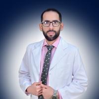 أخصائي طب و جراحة العيون