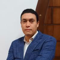 استشاري جراحة القلب والصدر