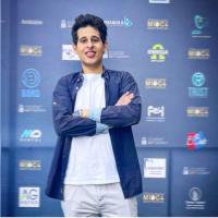 اخصائي جراحه الفم والأسنان