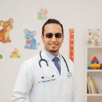 اخصائي طب الاطفال وحديثي الولادة