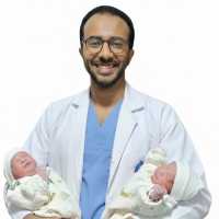 أخصائي أمراض النساء والتوليد والعقم والمناظير المتقدمة
