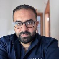 استشاري أمراض القلب والأوعية الدموية