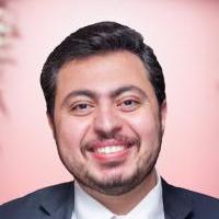 اخصائي طب وجراحة العيون