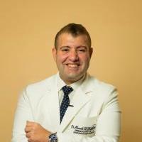 استشاري الامراض الجلدية والتناسلية والتجميل
