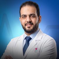 إستشاري جراحة الأوعية الدموية والقدم السكري والقسطرة التداخلية الطرفية