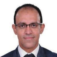 استشاري امراض و زراعة الكلي 
رئيس وحدة الكلي بمستشفي الشيخ زايد التخصصي