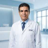 إستشاري أول الأمراض الجلدية والتناسلية