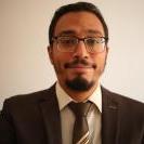 اخصائي طب وجراحة العيون والليزر