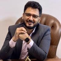 استشاري امراض القلب والاوعية الدموية باطني