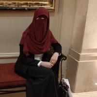 زميل جراحه الاوعيه الدمويه والقسطرة التداخلية والقدم السكري بمستشفى الساحل التعليمي وهيئة المعاهد والمستشفيات التعليمية بالقاهرة و استشاري جراحه الاوعيه الدمويه