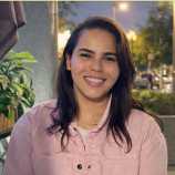 اخصائي طب وجراحة الفم والاسنان