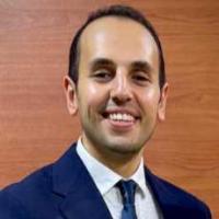 استشاري طب الاورام وامراض الدم وزرع النخاع