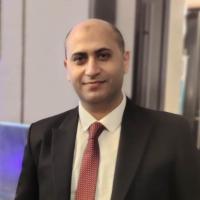 أخصائي امراض القلب و الاوعية الدموية