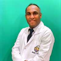 استشاري أمراض الصدر والتدرن