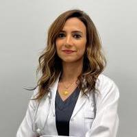 استشاري أمراض الغدد الصماء و السكري جامعة عين شمس
 زميل الكلية الملكية البريطانية تخصص الغدد و السكري