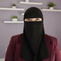أخصائي جلدية وتجميل وليزر