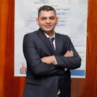استشاري ومدرس جراحة العظام وعلاج تشوهات العظام بجامعة عين شمس .