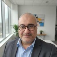 استشاري جراحة العظام