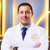 إستشاري جراحة العظام والكسور والمفاصل الصناعية والمناظير جراحة اليد والعمود الفقري وتشوهات الأطفال