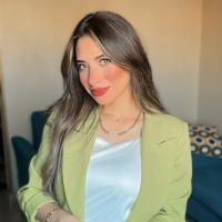 أخصائى طب و جراحة الفم و الاسنان