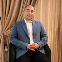 أخصائي النساء والتوليد وجراحات المناظير و الحقن المجهرى