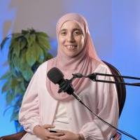 اخصائيه نفسيه وإدمان