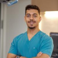 اخصائي تقويم الاسنان وتشوهات الفكين