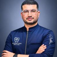أخضائي طب وجراحة الفم والأسنان