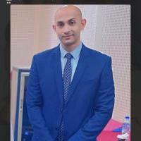 إستشاري جراحة المخ والأعصاب والعمود الفقري بمستشفيات القوات المسلحة