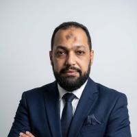 استشاري الامراض العامة والباطنة والسكر والغدد الصماء