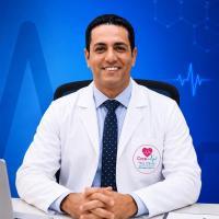 إستشاري جراحة العظام والكسور والمفاصل الصناعية والمناظير جراحة اليد والعمود الفقري وتشوهات الأطفال