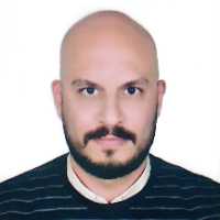 أخصائي امراض النساء والتوليد