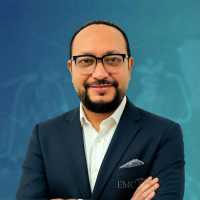 إستشاري الباطنة العامة وأمراض الكلى