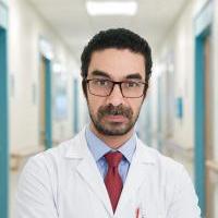 استشاري امراض القلب والاوعية الدموية