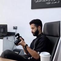 اخصائي زراعة الاسنان وعلاج العصب