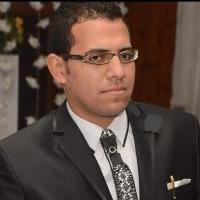 اخصائى الأنف والاذن والحنجرة