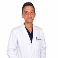 اخصائي العلاج الطبيعي والتأهيل